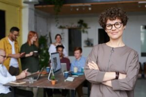 Read more about the article Outsource on Fiverr: Instantly Boost Your Digital Agency Output with These Essential Roles